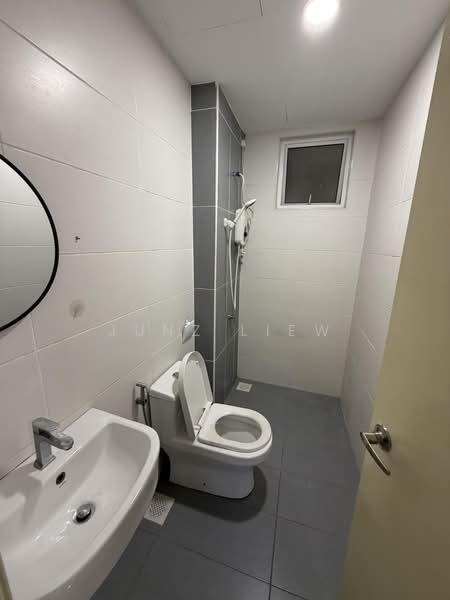 Kediaman Servis untuk Dijual di Twin Danga Residence - Junz Liew - PropertyGuru.com.my