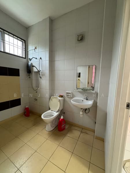 2.5-storey Terraced House for Sale in Skudai (Johor) - Benjamin Chan - Bathroom - PropertyGuru.com.my