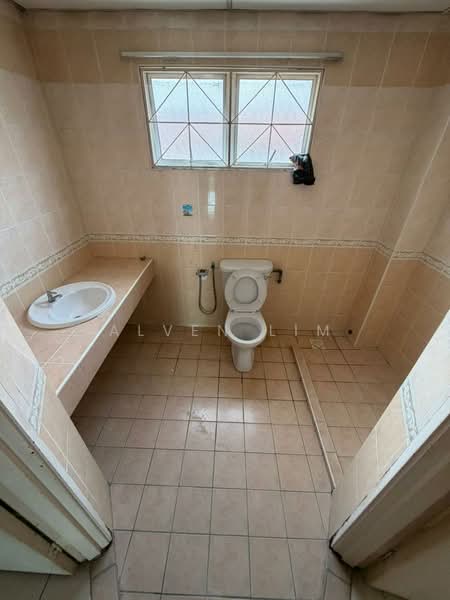 2-storey Terraced House for Sale in Kepong (Kuala Lumpur) - Alven Lim - Bathroom - PropertyGuru.com.my