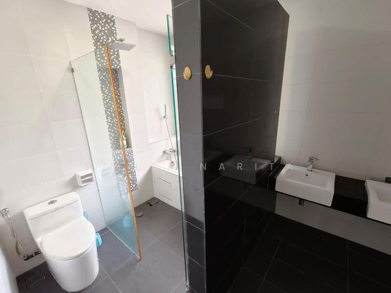 Bungalow House untuk Disewa di Iskandar Puteri (Nusajaya) (Johor) - Stella Narita - Bathroom - PropertyGuru.com.my