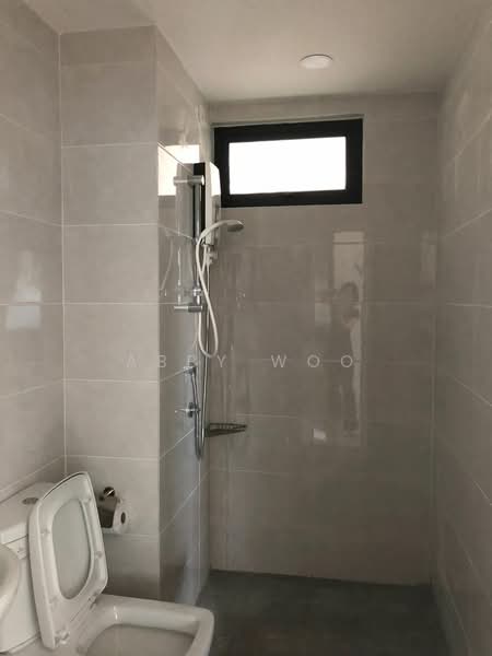 Kondominium untuk Disewa di 98 Nibong Residence - Abby Woo - Bathroom - PropertyGuru.com.my