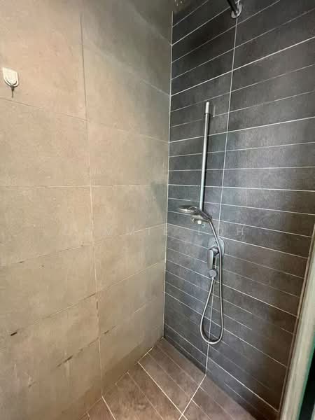 Condominium for Rent at Vivo Residential Suites - Cammie Loh - Bathroom - PropertyGuru.com.my