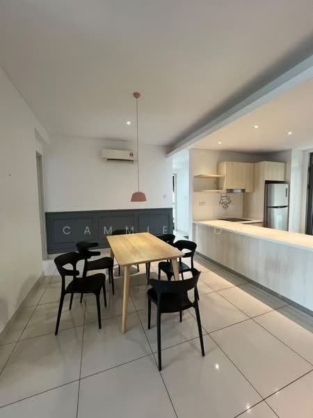 Condominium for Rent at Vivo Residential Suites - Cammie Loh - Dining Room - PropertyGuru.com.my
