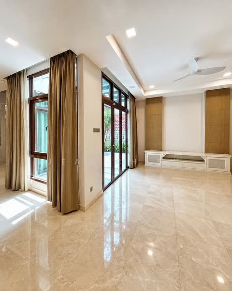 Semi-Detached House for Rent in Bukit Tunku (Kenny Hills) (Kuala Lumpur) - Jean Chiew - Living Room - PropertyGuru.com.my