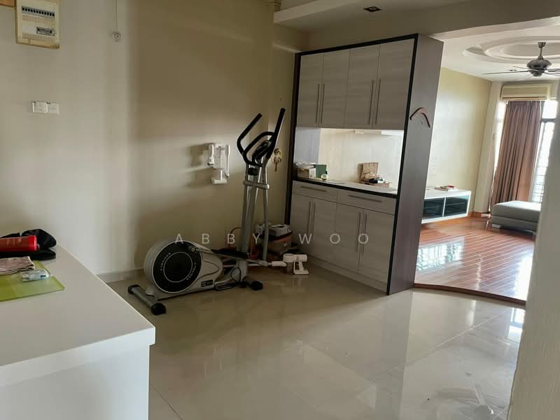 Kondominium untuk Disewa di Sunny Ville Condominium - Abby Woo - Living Room - PropertyGuru.com.my