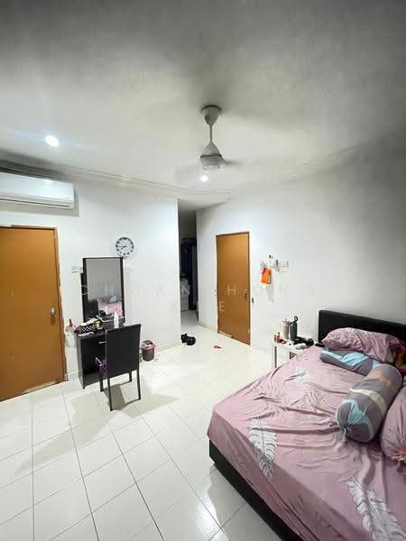 Rumah Bandar untuk Dijual di Johor Bahru (Johor) - Chuan Hong Kee - Bedroom - PropertyGuru.com.my