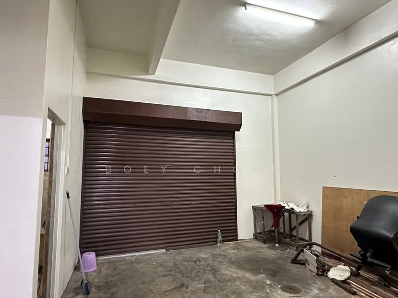 Kedai untuk Disewa di Kampung Baru Simpang (Simpang) - Boey Chong - Interior - PropertyGuru.com.my