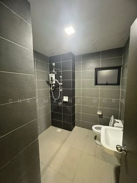 Kondominium untuk Disewa di The Henge - Charmaine Wong - Bathroom - PropertyGuru.com.my