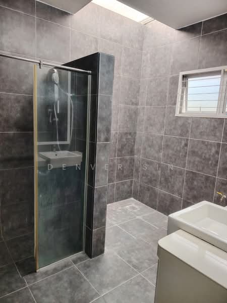Semi-Detached House for Sale in Bandar Tun Hussein Onn (Cheras) - Denver Sin - Bathroom - PropertyGuru.com.my