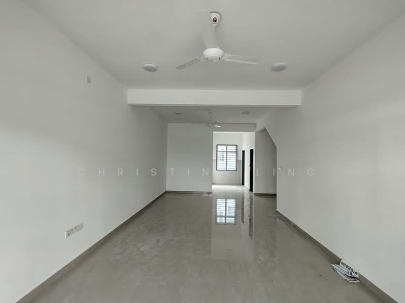 Terraced House for Rent in Bandar Dato Onn (Tebrau) - Christina Ling - Living Room - PropertyGuru.com.my