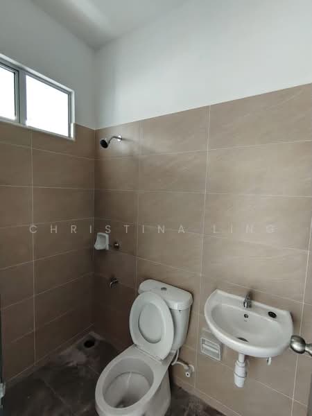 Terraced House for Rent in Bandar Dato Onn (Tebrau) - Christina Ling - Bathroom - PropertyGuru.com.my
