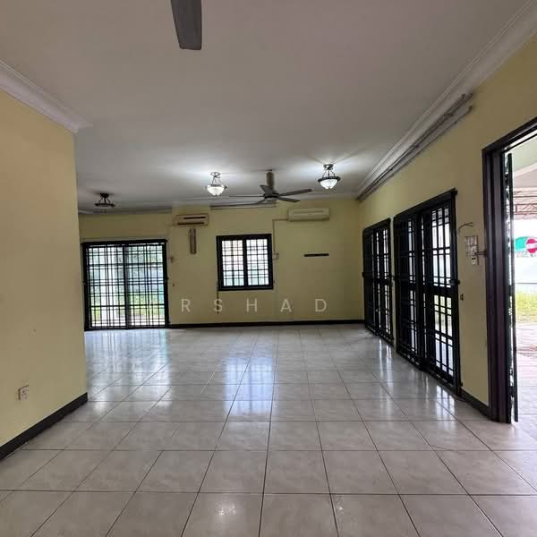 Rumah Teres untuk Dijual di Taman Mutiara Rini (Skudai) - Arshad . - PropertyGuru.com.my