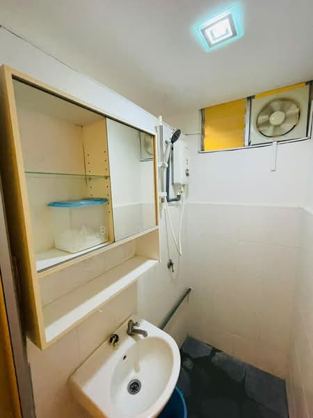Apartment for Rent at Puncak Erskine - Abby Woo - Bathroom - PropertyGuru.com.my