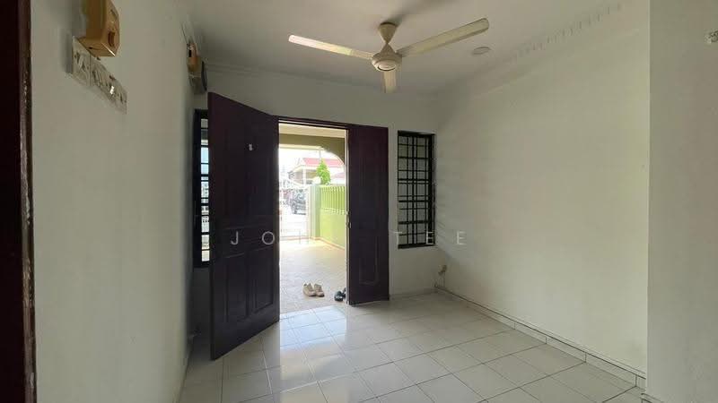 Rumah Teres 2-Tingkat untuk Disewa di Bandar Bukit Tinggi (Klang) - John Tee - Entrance - PropertyGuru.com.my