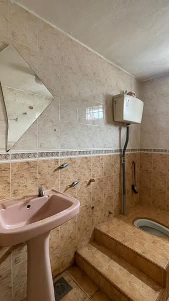 Rumah Teres 2-Tingkat untuk Disewa di Bandar Bukit Tinggi (Klang) - John Tee - Bathroom - PropertyGuru.com.my