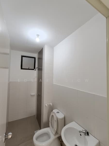 Kediaman Servis untuk Disewa di Jentayu Residensi @ Tampoi - Edward Siow - Bathroom - PropertyGuru.com.my