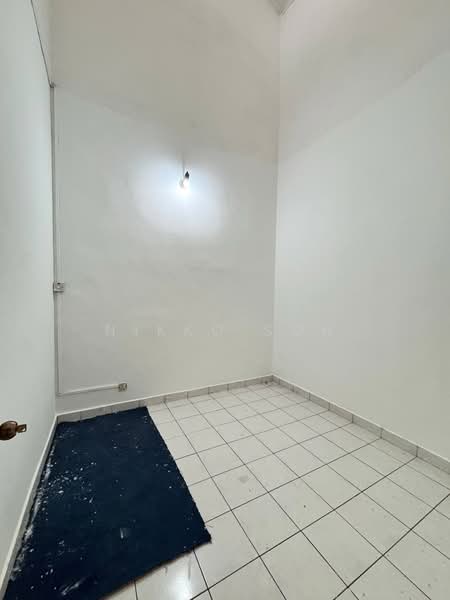 1.5-storey Terraced House for Rent in Taman Molek (Johor Bahru) - Nikko Soh - Interior - PropertyGuru.com.my