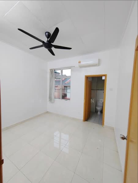 2-storey Terraced House for Sale in Taman Mount Austin (Tebrau) - Bess Wong - PropertyGuru.com.my