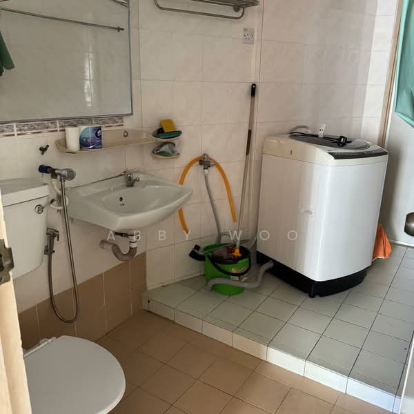 Condominium for Rent at E-Park Condominium - Abby Woo - Bathroom - PropertyGuru.com.my