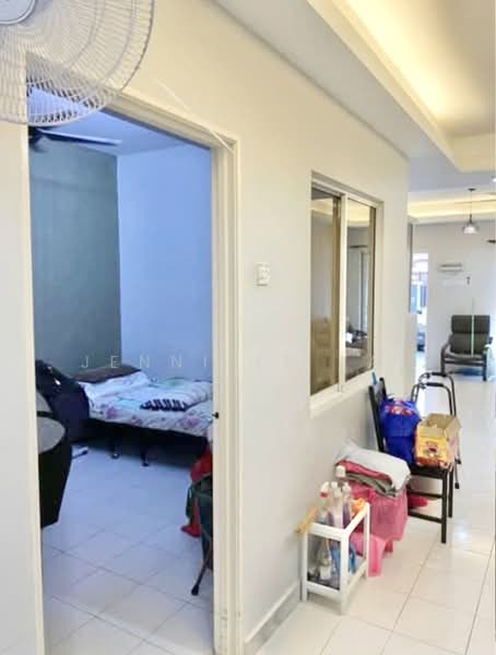 2-storey Terraced House for Rent in Taman Pinggiran Putra (Seri Kembangan) - Jennifer Lai - Bedroom - PropertyGuru.com.my