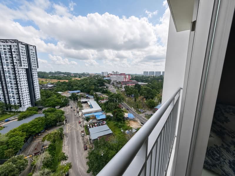Service Residence for Rent at D'Tasek Residences (Tasek Impian) - Vincent Lai - Balcony - PropertyGuru.com.my