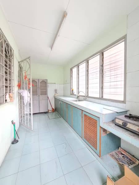 Rumah Teres 2-Tingkat untuk Dijual di Usj 6 (Subang Jaya) - Gerrard Lim - Kitchen - PropertyGuru.com.my