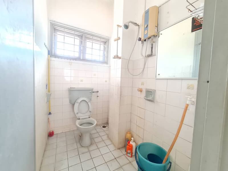 Rumah Teres 2-Tingkat untuk Dijual di Usj 6 (Subang Jaya) - Gerrard Lim - Bathroom - PropertyGuru.com.my