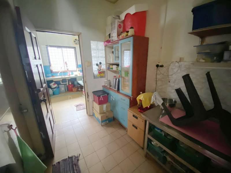 2-storey Terraced House for Sale in Johor Bahru (Johor) - Dylan Tan - Kitchen - PropertyGuru.com.my