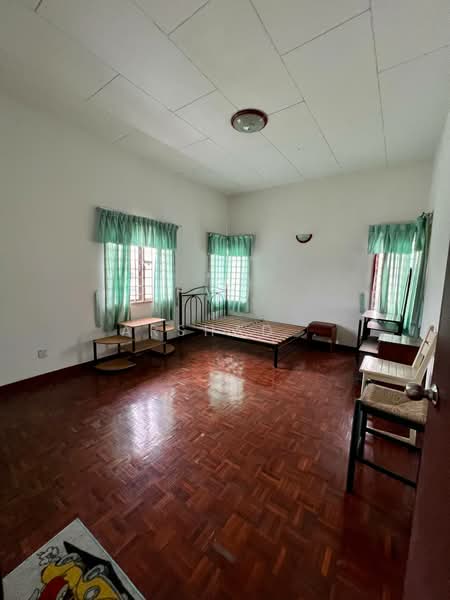 Semi-Detached House for Sale in Bandar Seri Alam (Masai) - Arshad . - Bedroom - PropertyGuru.com.my