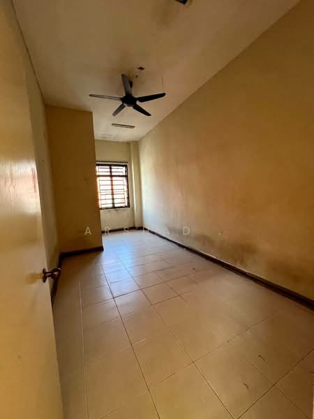 Rumah Teres 2-Tingkat untuk Dijual di Setia Tropika (Johor Bahru) - Arshad . - Interior - PropertyGuru.com.my