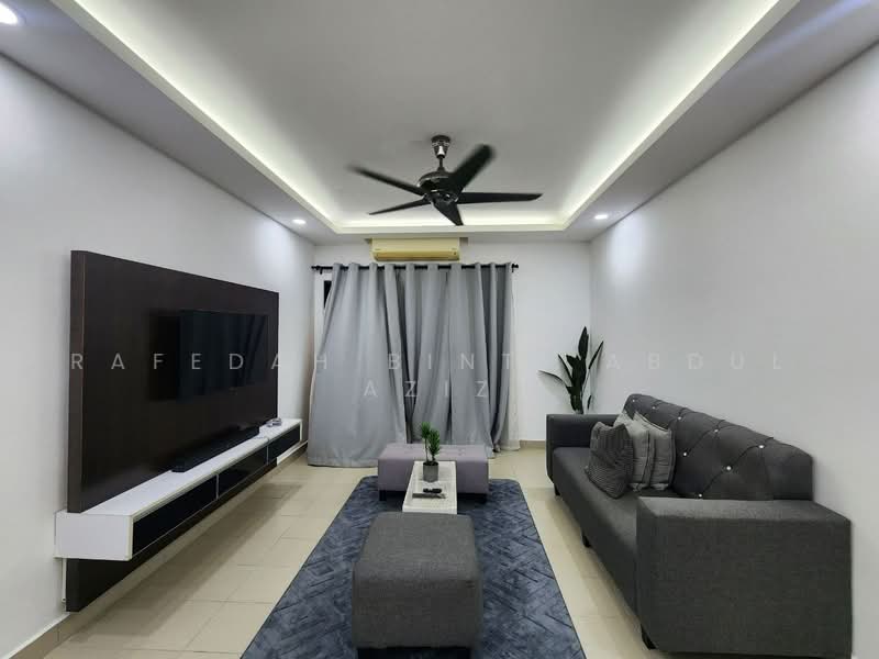 Kediaman Servis untuk Dijual di Residensi Alami - Rafedah Binti Abdul Aziz - Living Room - PropertyGuru.com.my
