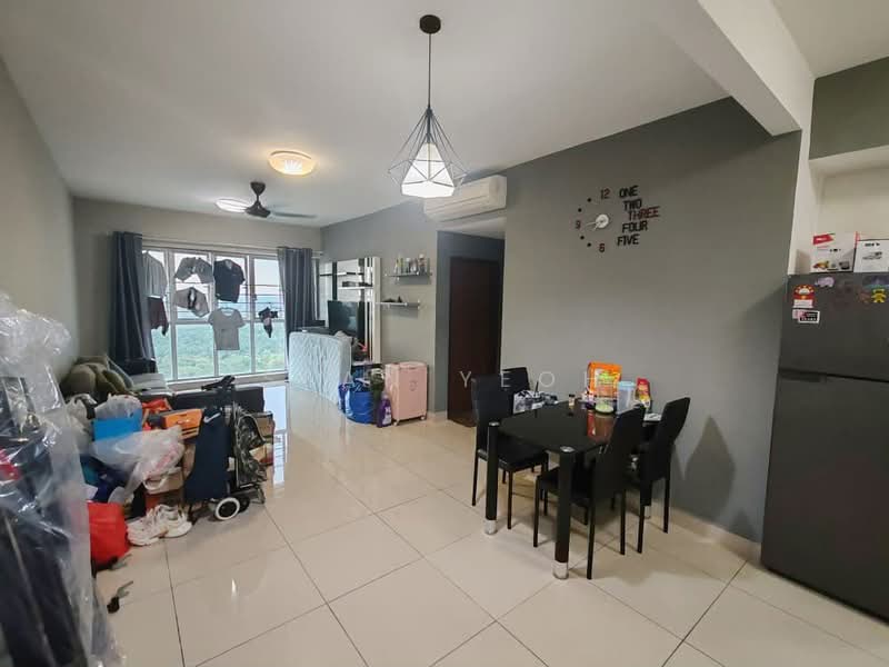 Kediaman Servis untuk Dijual di GP Residence - Sean Yeoh - Living Room - PropertyGuru.com.my