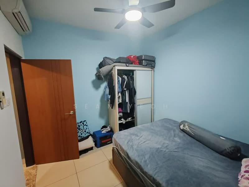 Kediaman Servis untuk Dijual di GP Residence - Sean Yeoh - Bedroom - PropertyGuru.com.my
