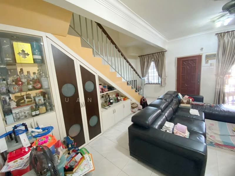 2-storey Terraced House for Sale in Johor Bahru (Johor) - Chuan Hong Kee - Living Room - PropertyGuru.com.my