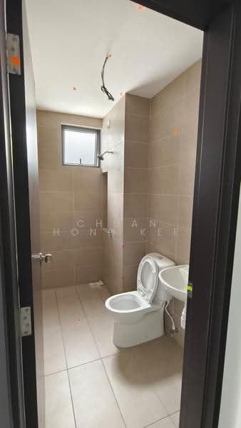 Apartment for Sale at Idaman Residence - Chuan Hong Kee - Bathroom - PropertyGuru.com.my