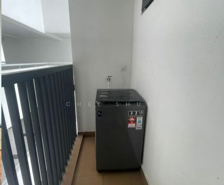Kediaman Servis untuk Disewa di Pacific Star (Service Residence) - Chee Shun - Balcony - PropertyGuru.com.my