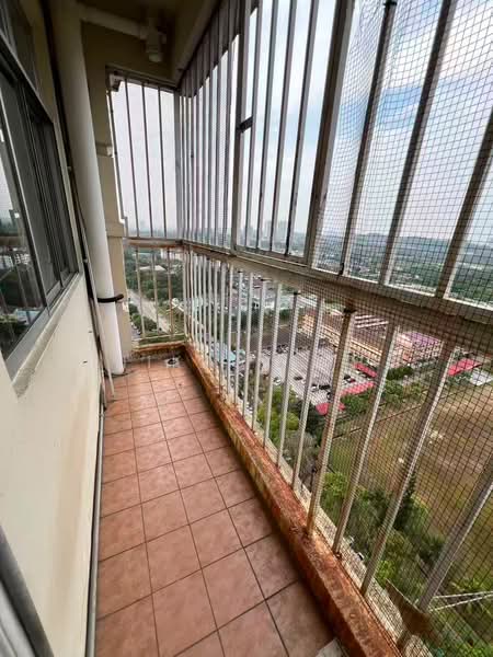 Pangsapuri untuk Disewa di Villa Krystal @ Bandar Selesa Jaya - Nikko Soh - Balcony - PropertyGuru.com.my