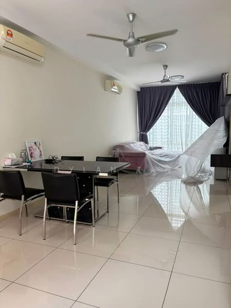 Kondominium untuk Dijual di The Seed Taman Sutera Utama - Dylan Tan - Living Room - PropertyGuru.com.my