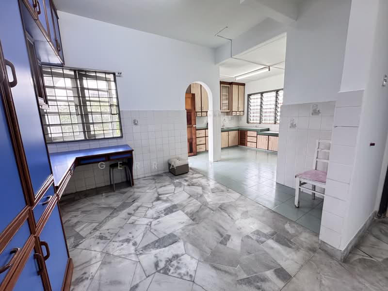 2-storey Terraced House for Sale in Usj 3 (Subang Jaya) - Gerrard Lim - Kitchen - PropertyGuru.com.my