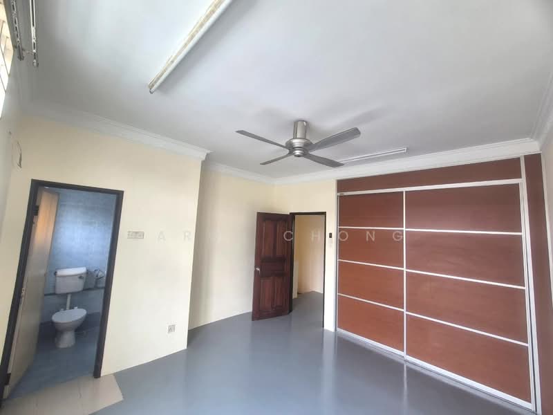 Rumah Teres 2-Tingkat untuk Disewa di Mahkota Cheras (Cheras) - Earon Chong - Bathroom - PropertyGuru.com.my