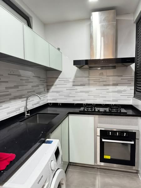 Service Residence for Rent at The Tamarind - Jason Phoon - Kitchen - PropertyGuru.com.my