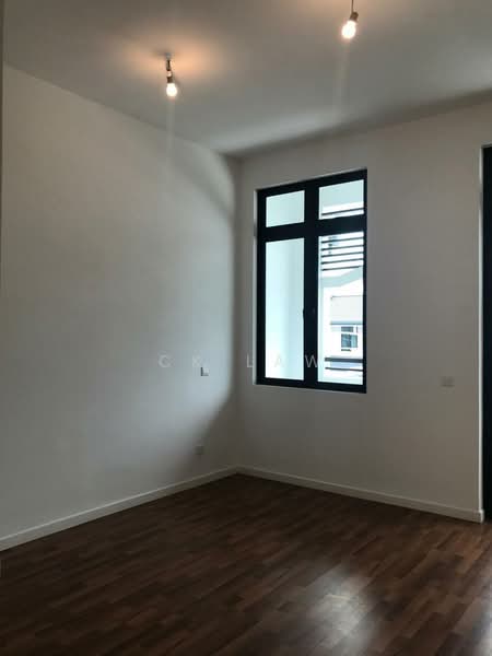 Rumah Teres 2-Tingkat untuk Dijual di Eco Majestic (Semenyih) - CK Law - Living Room - PropertyGuru.com.my