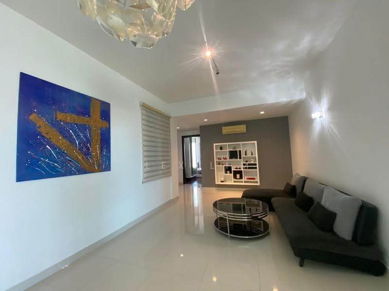 Kondominium untuk Disewa di Gurney Paragon - Alex Lim - Living Room - PropertyGuru.com.my