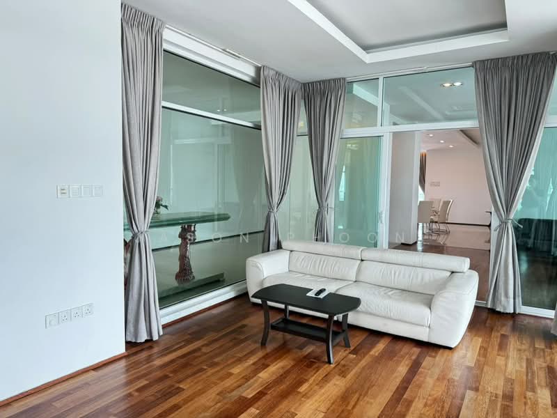 Kondominium untuk Disewa di Gurney Paragon - Jason Phoon - Living Room - PropertyGuru.com.my