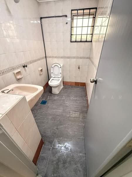 2-storey Terraced House for Sale in Kota Damansara (Selangor) - NoraFizah Gapar - Bathroom - PropertyGuru.com.my