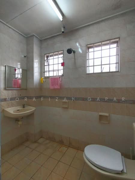 2-storey Terraced House for Sale in Kota Damansara (Selangor) - NoraFizah Gapar - Bathroom - PropertyGuru.com.my