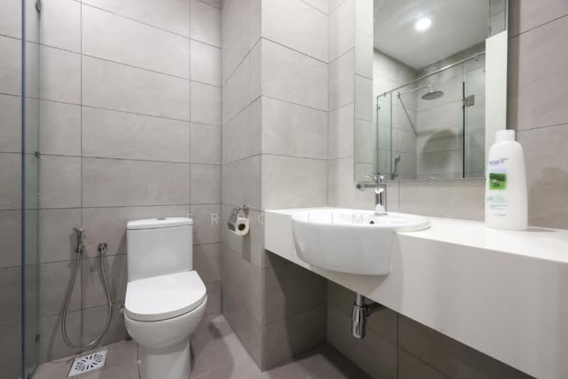 Service Residence for Rent at Dorsett Waterfront Subang - Eric Lim - Bathroom - PropertyGuru.com.my
