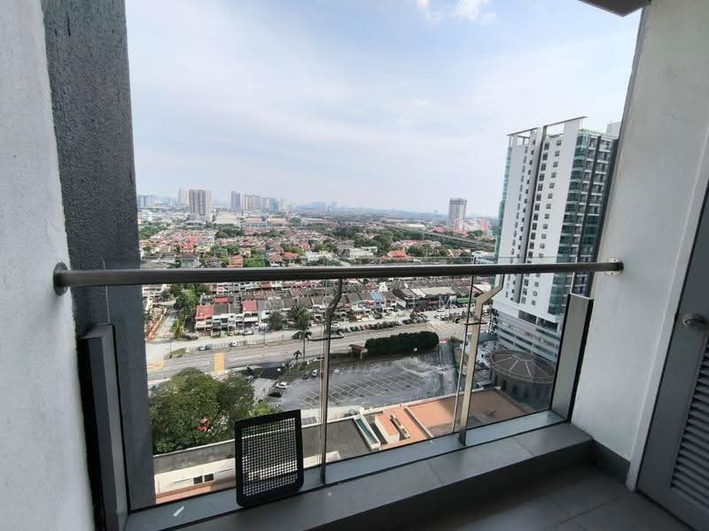 Kediaman Servis untuk Disewa di Dorsett Waterfront Subang - Eric Lim - Balcony - PropertyGuru.com.my