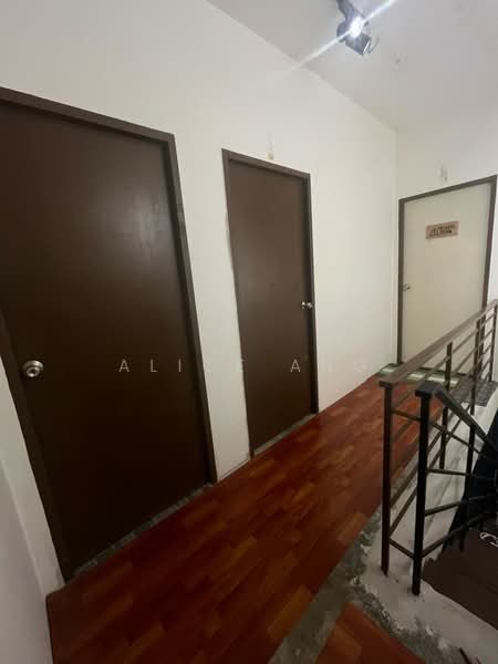 2-storey Terraced House for Sale in Taman Scientex Pasir Gudang (Pasir Gudang) - Alice Ang - Corridor - PropertyGuru.com.my
