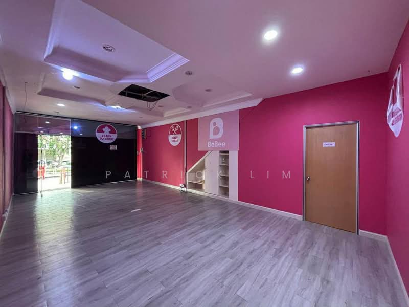 Kedai untuk Disewa di Bukit Beruang (Bukit Baru) - Patrick Lim - Interior - PropertyGuru.com.my